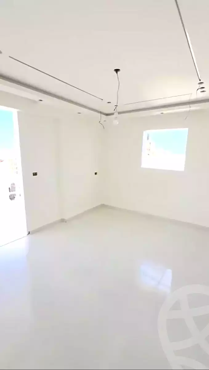 https://aqarmap.com.eg/ar/listing/7192647-for-sale-alexandria-new-miami-street-10