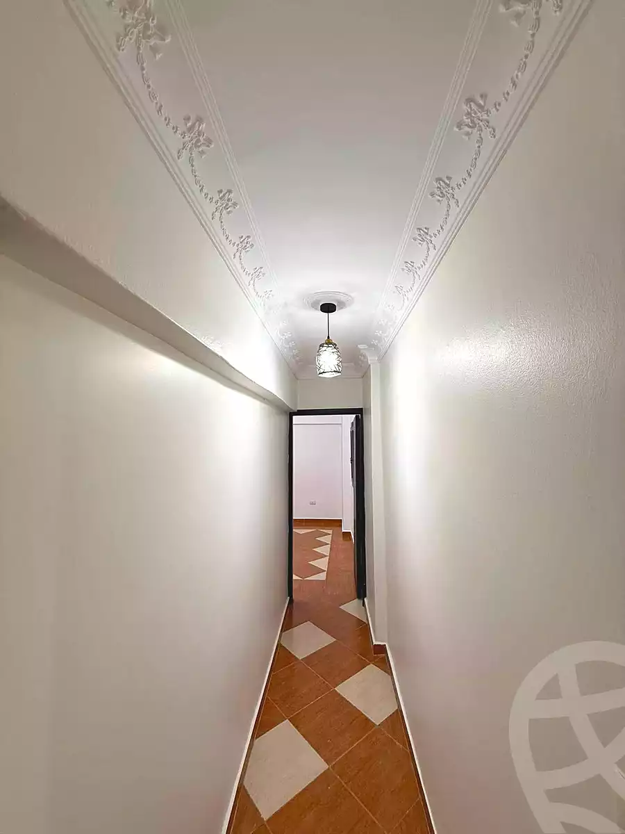 https://aqarmap.com.eg/ar/listing/7192704-for-sale-alexandria-el-asafra-l-sfr-bhry
