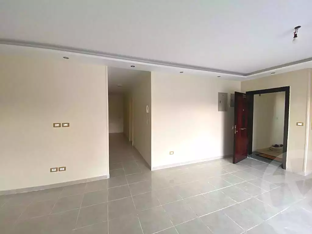 https://aqarmap.com.eg/ar/listing/7192874-for-rent-cairo-new-cairo-lrhb-city-phase-4-saad-zaghloul-st