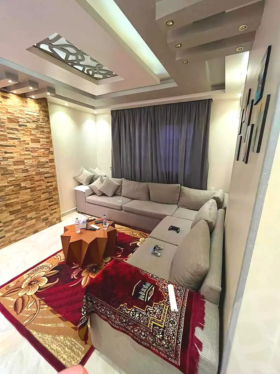 https://aqarmap.com.eg/ar/listing/7192925-for-sale-cairo-ain-shams-jsr-lswys