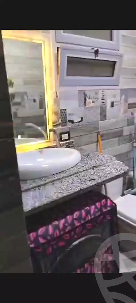 https://aqarmap.com.eg/ar/listing/7193079-for-sale-alexandria-al-agamy-bw-ywsf