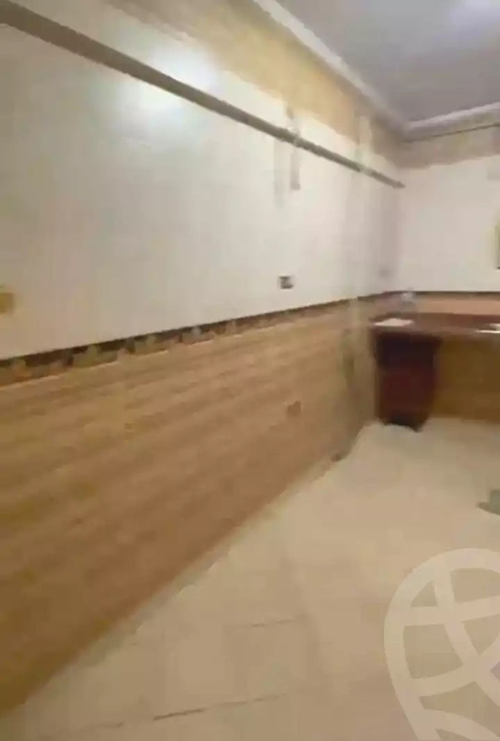 https://aqarmap.com.eg/ar/listing/7193234-for-rent-alexandria-moharram-bey