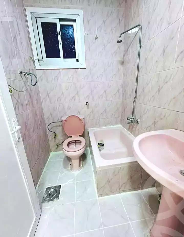 https://aqarmap.com.eg/ar/listing/7193616-for-sale-alexandria-al-agamy-shataa-el-nakheel