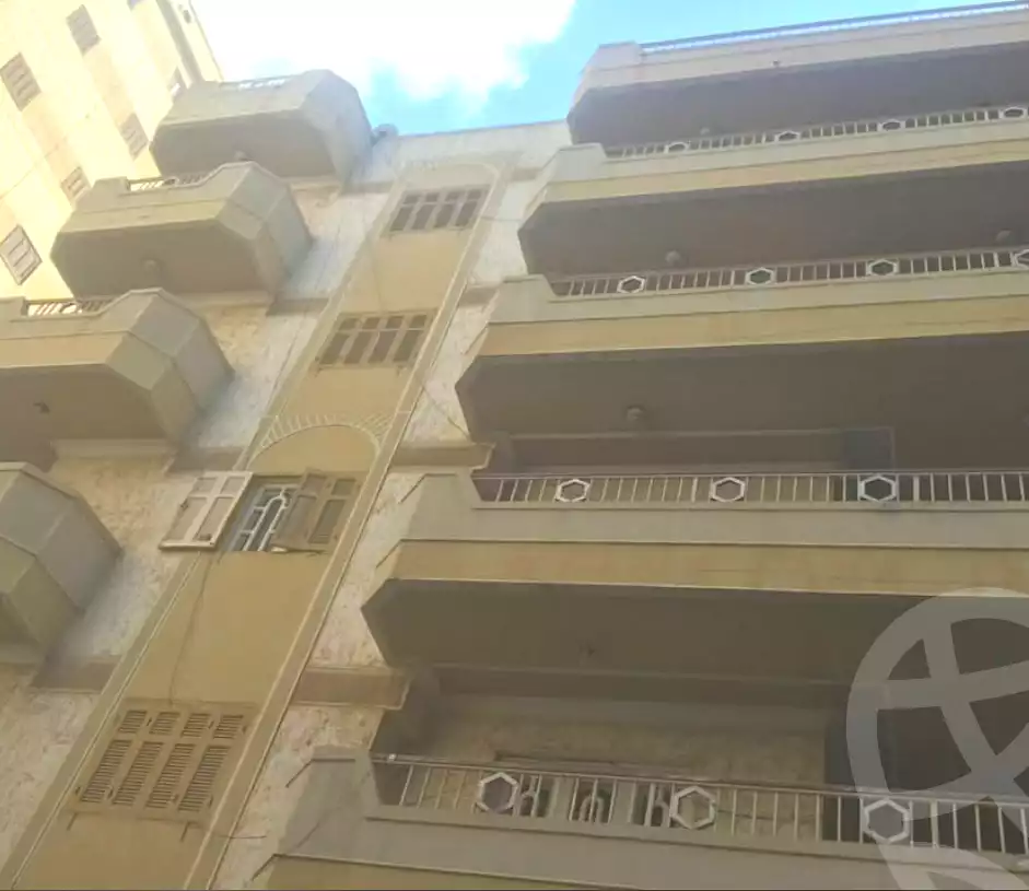 https://aqarmap.com.eg/en/listing/7193776-for-sale-alexandria-al-agamy-el-kilo-21