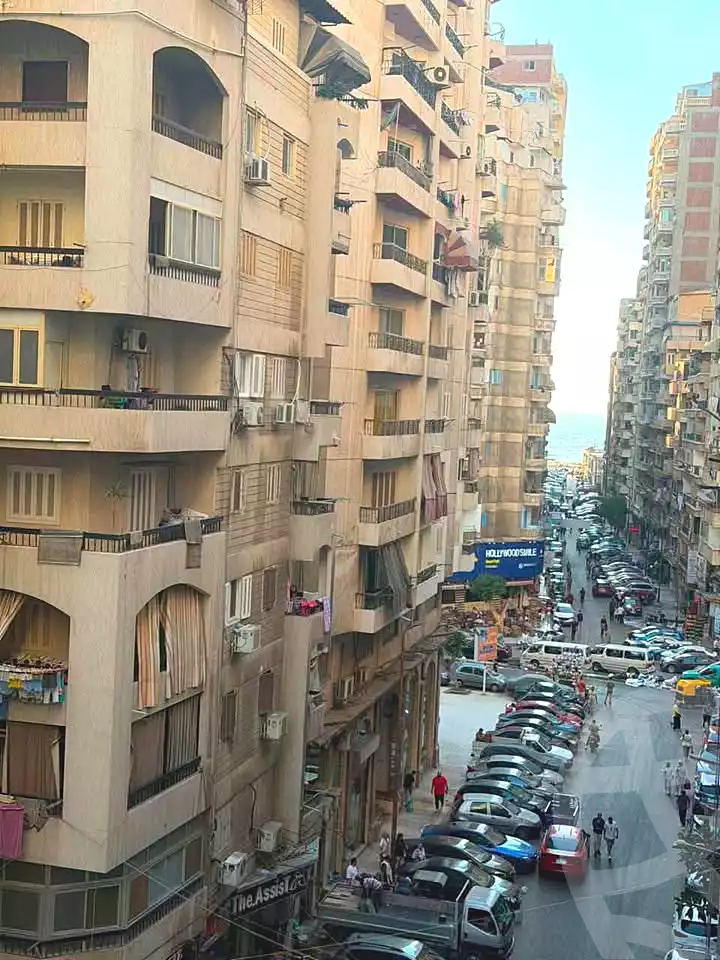 https://aqarmap.com.eg/ar/listing/7194046-for-sale-alexandria-el-asafra-l-sfr-bhry