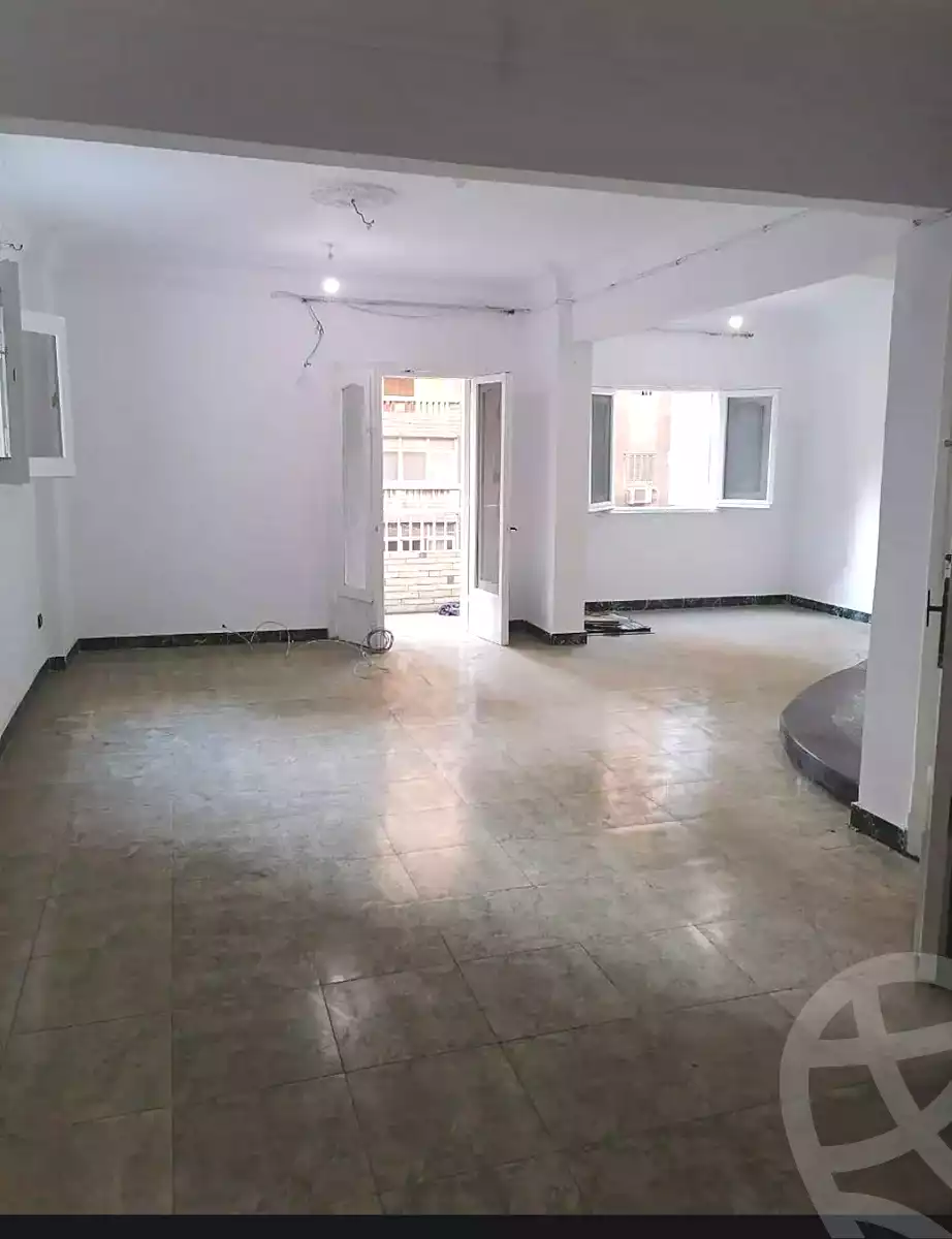 https://aqarmap.com.eg/ar/listing/7194246-for-rent-alexandria-miami-shr-jml-bd-lnsr