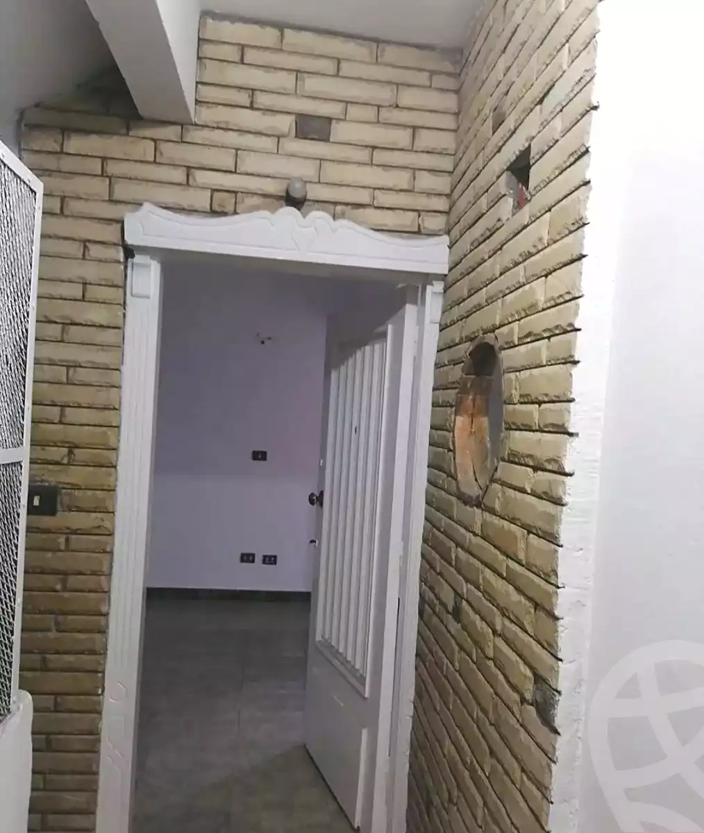 https://aqarmap.com.eg/ar/listing/7194246-for-rent-alexandria-miami-shr-jml-bd-lnsr