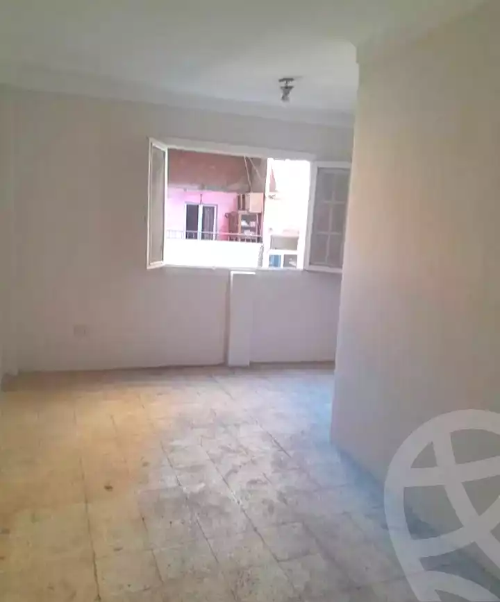 https://aqarmap.com.eg/en/listing/7194585-for-sale-alexandria-el-asafra-43744-st