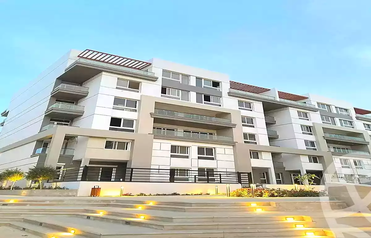 https://aqarmap.com.eg/ar/listing/7194848-for-sale-cairo-new-cairo-compounds-hyde-park-parkway-hyde-park-compound
