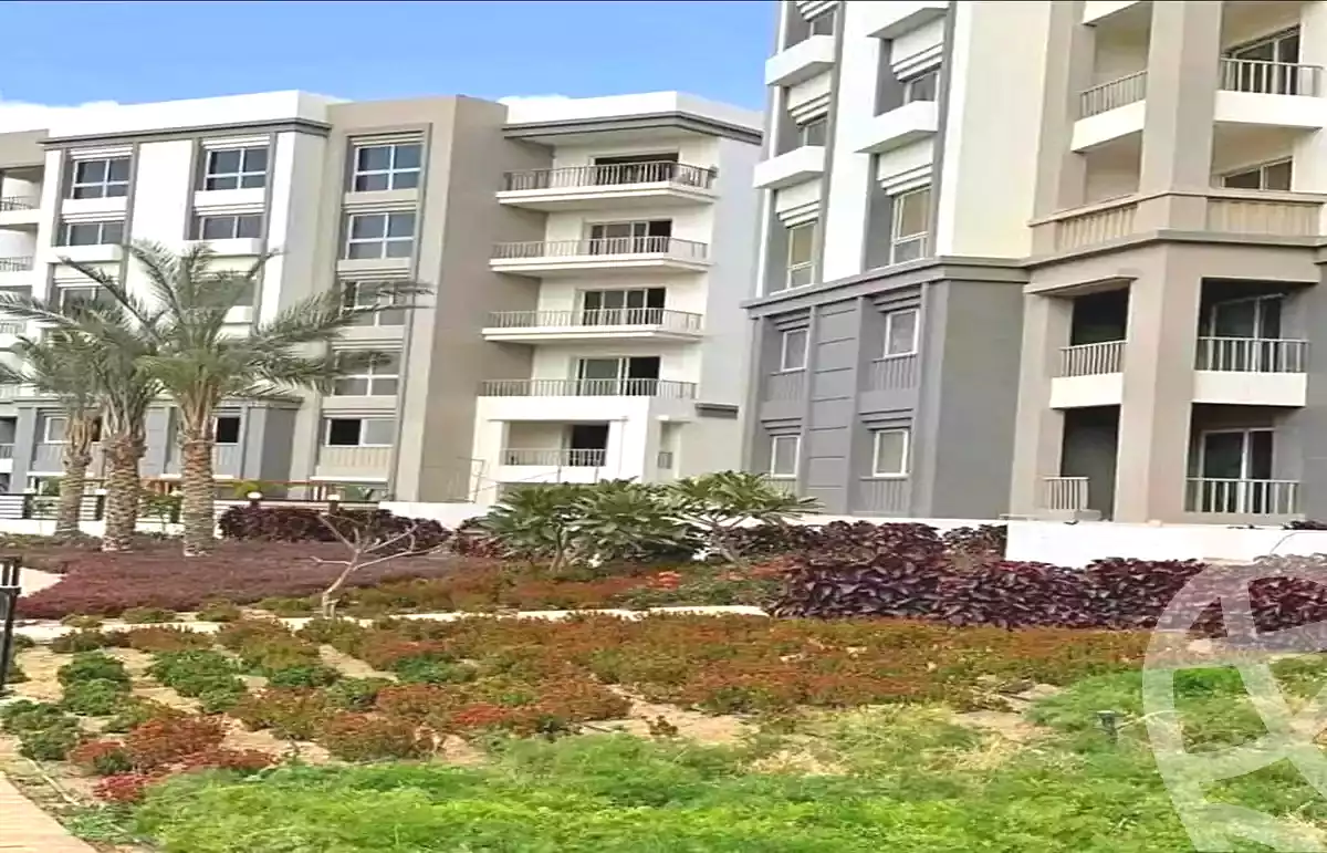https://aqarmap.com.eg/ar/listing/7195291-for-sale-cairo-new-cairo-compounds-hyde-park-greens-hyde-park-compound