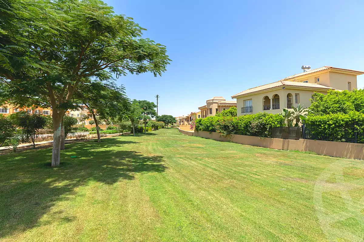 https://aqarmap.com.eg/ar/listing/7195329-for-sale-cairo-new-cairo-compounds-hyde-park-greens-hyde-park-compound