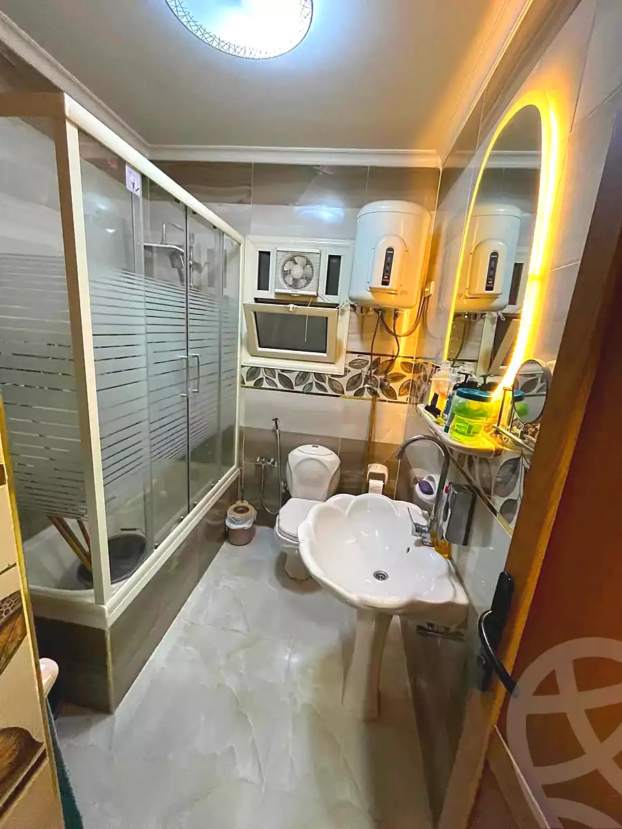 https://aqarmap.com.eg/en/listing/7195832-for-sale-cairo-ain-shams-jsr-lswys