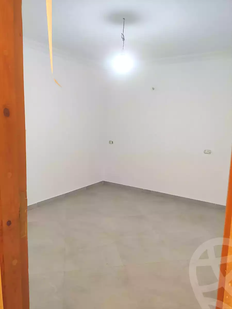 https://aqarmap.com.eg/ar/listing/7195875-for-sale-cairo-helwan-hadayek-helwan-el-eshrein-st