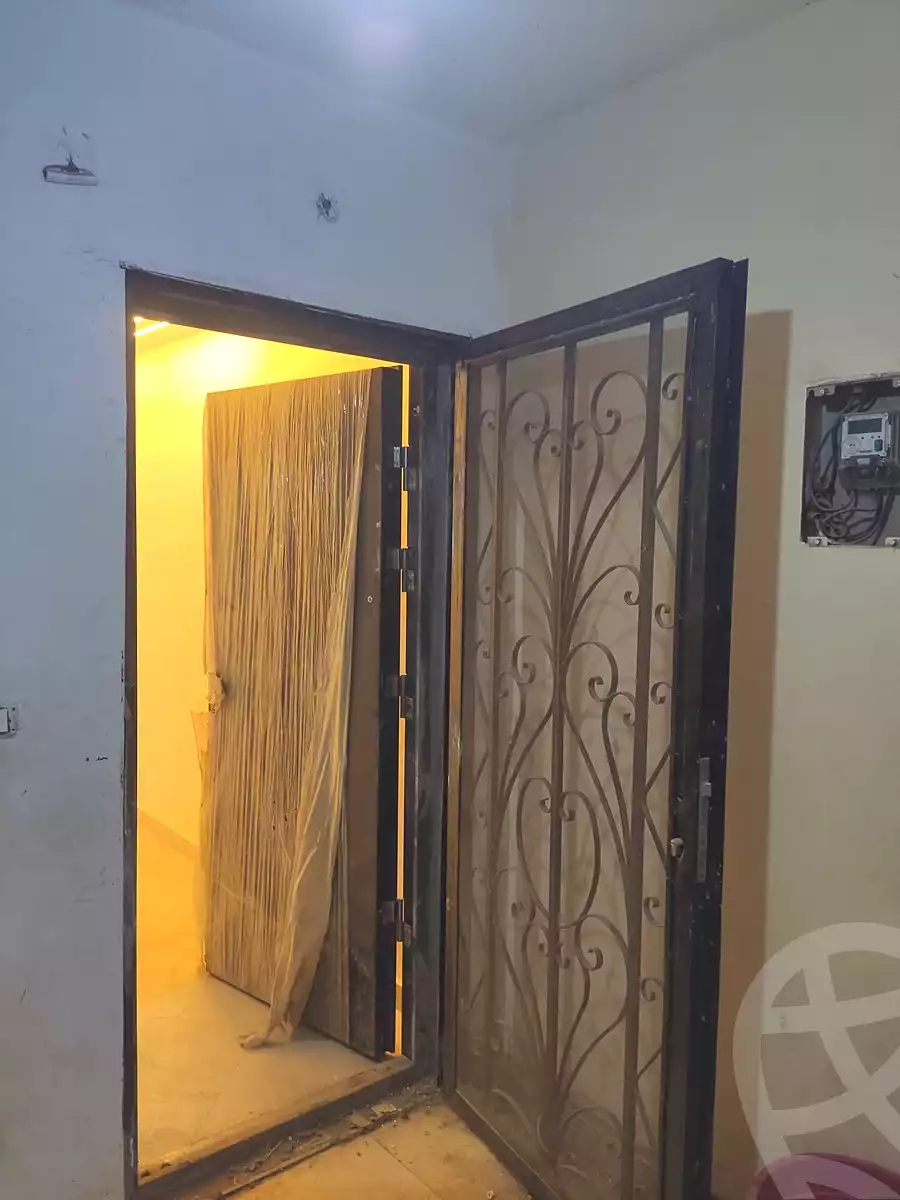 https://aqarmap.com.eg/ar/listing/7195875-for-sale-cairo-helwan-hadayek-helwan-el-eshrein-st
