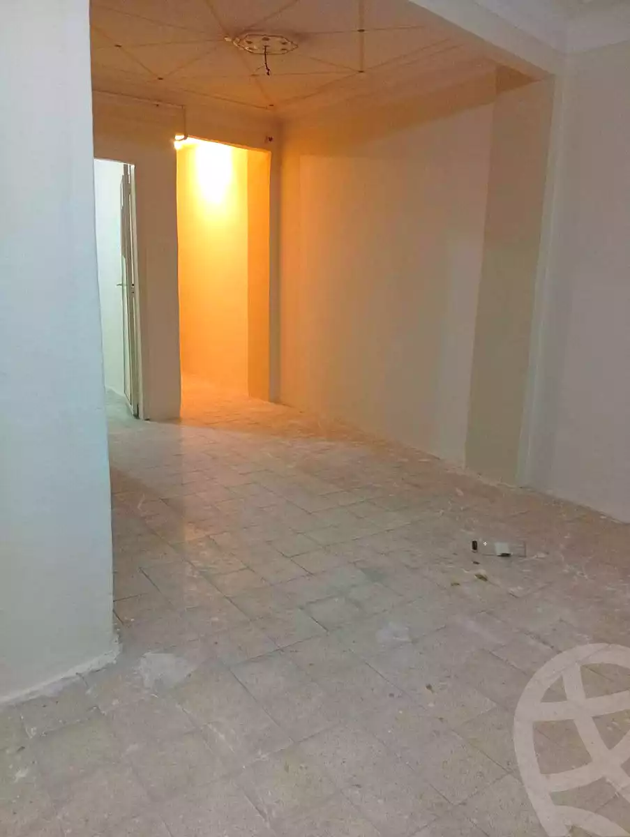 https://aqarmap.com.eg/ar/listing/7195913-for-rent-alexandria-el-asafra-shr-45