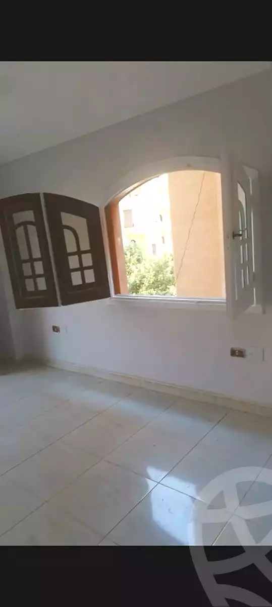 https://aqarmap.com.eg/ar/listing/7195997-for-rent-cairo-6th-of-october-el-ahyaa-neighborhood-1st-al-maahad