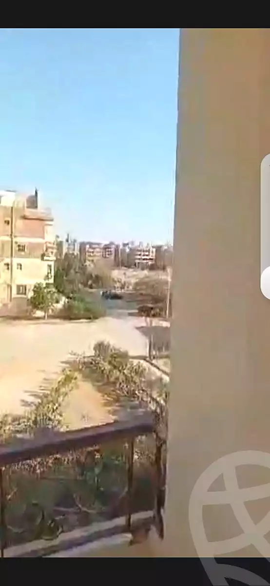 https://aqarmap.com.eg/ar/listing/7196079-for-sale-cairo-6th-of-october-el-ahyaa-neighborhood-8th-el-tahrir-rd