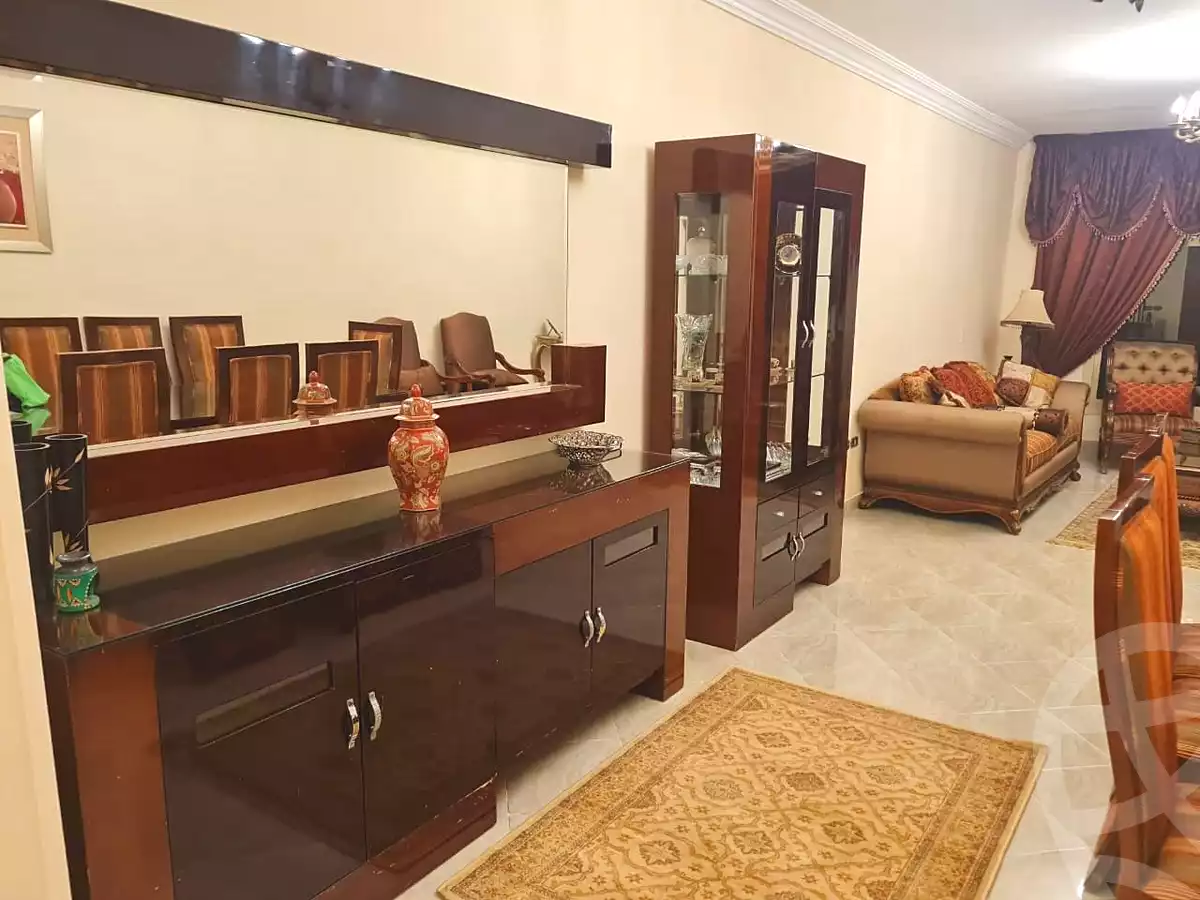 https://aqarmap.com.eg/ar/listing/7196360-for-rent-cairo-el-sheikh-zayed-city-compounds-hadayek-el-mohandiseen