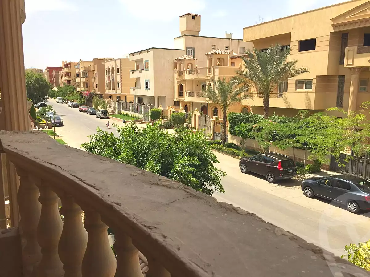 https://aqarmap.com.eg/en/listing/7196421-for-sale-cairo-6th-of-october-hadaeq-october-compounds-el-fardoos-city