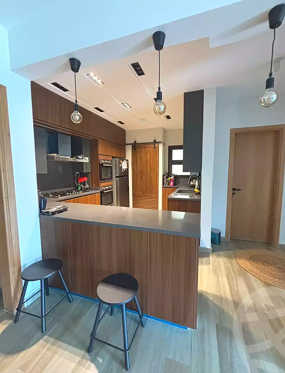 https://aqarmap.com.eg/ar/listing/7196554-for-rent-cairo-el-sheikh-zayed-city-compounds-kmbwnd-wyst-twn-swdyk