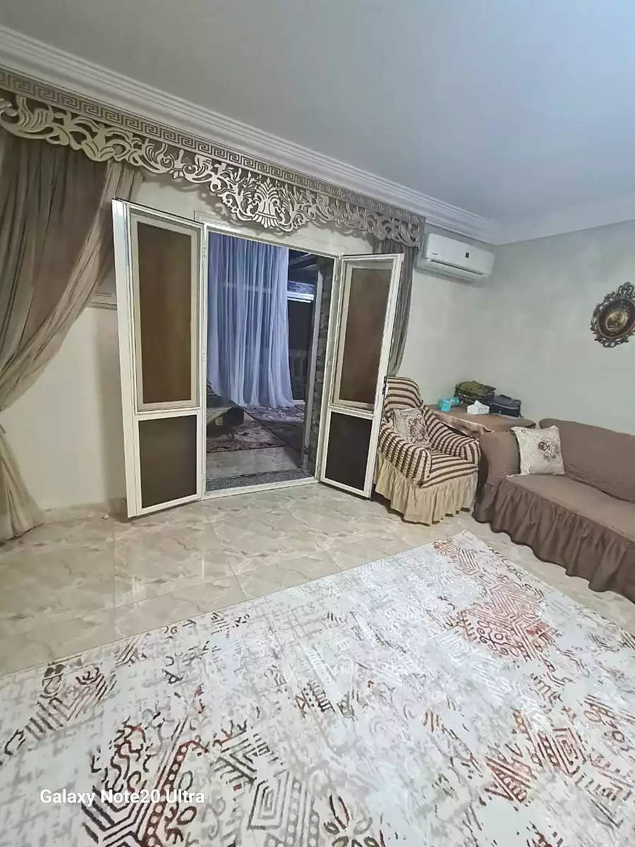 https://aqarmap.com.eg/ar/listing/7196684-for-sale-cairo-6th-of-october-hadaeq-october-compounds-el-fardoos-city