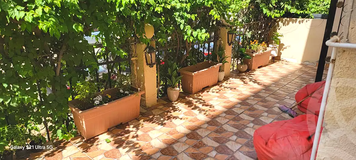 https://aqarmap.com.eg/ar/listing/7197227-for-sale-cairo-new-cairo-compounds-stwn-ryzydns-by-ar-y-llttwyr