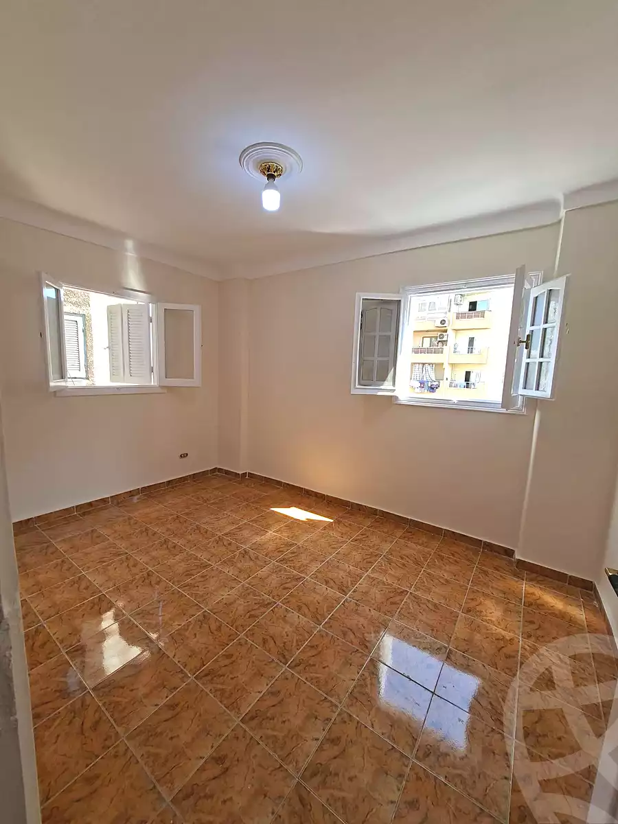 https://aqarmap.com.eg/ar/listing/7197268-for-sale-alexandria-el-asafra-l-sfr-bhry