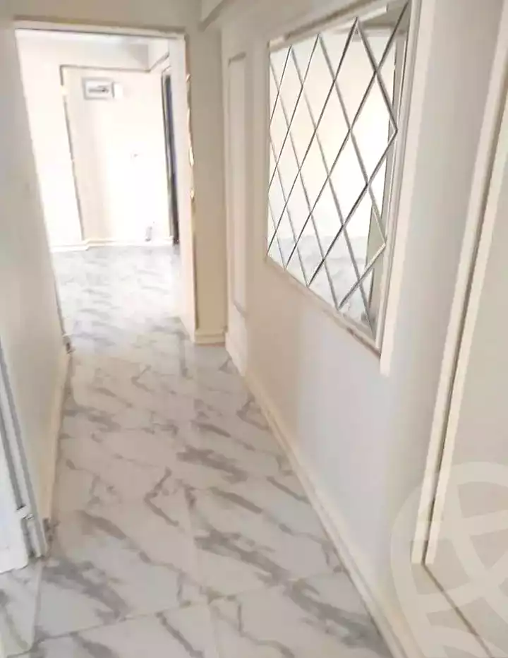 https://aqarmap.com.eg/ar/listing/7197379-for-sale-alexandria-sydy-bshr-sydy-bshr-bhry-shr-mhmd-njyb