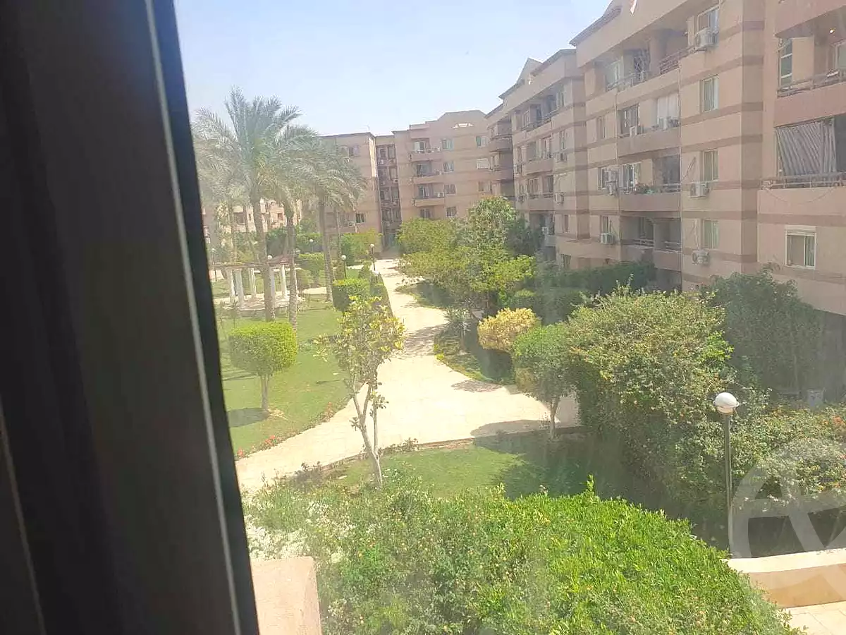 https://aqarmap.com.eg/ar/listing/7197650-for-sale-cairo-new-cairo-lrhb-city-phase-4-mostafa-el-nahaas-st
