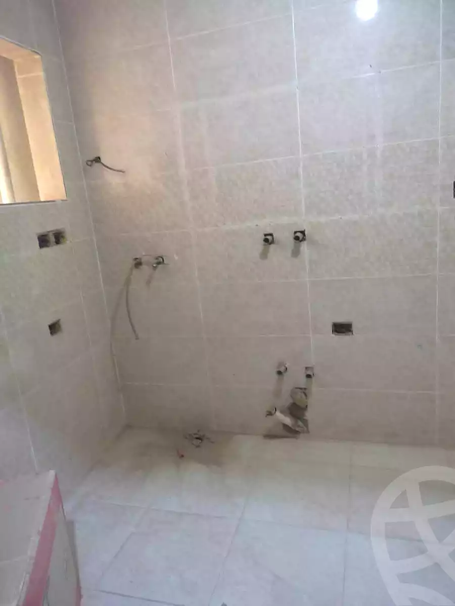 https://aqarmap.com.eg/en/listing/7198579-for-sale-cairo-helwan-mnshy-yn-hlwn-mansour-st