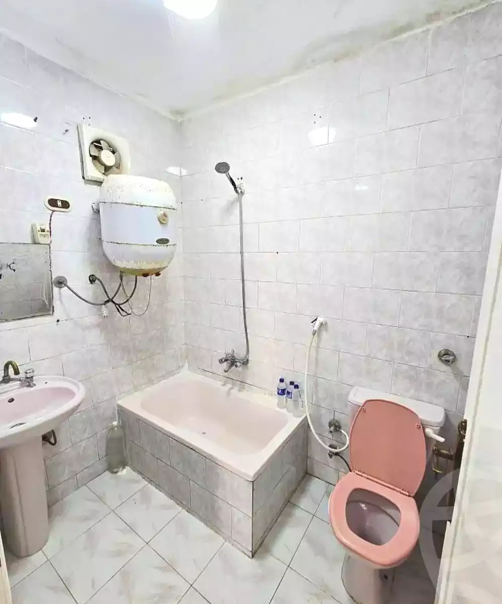 https://aqarmap.com.eg/en/listing/7198591-for-sale-alexandria-al-agamy-shataa-el-nakheel