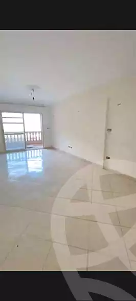https://aqarmap.com.eg/ar/listing/7198934-for-rent-alexandria-moharram-bey
