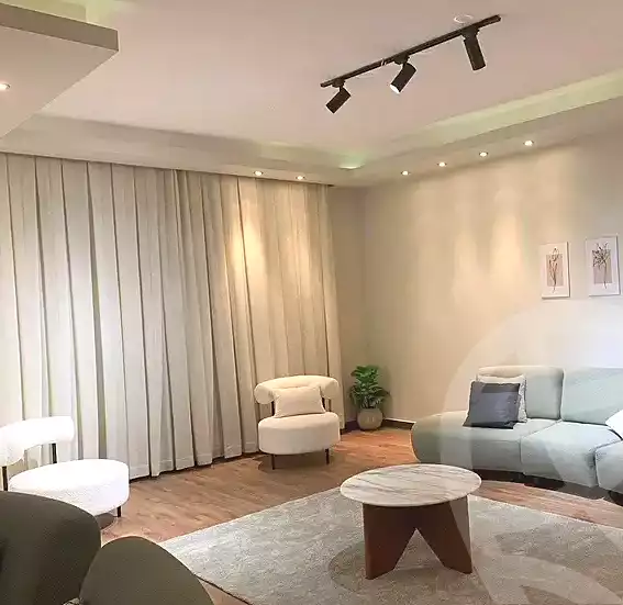 https://aqarmap.com.eg/ar/listing/7198966-for-sale-cairo-el-sheikh-zayed-city-lshykh-zyd-ljdyd-de-joya-taj-misr-new-zayed