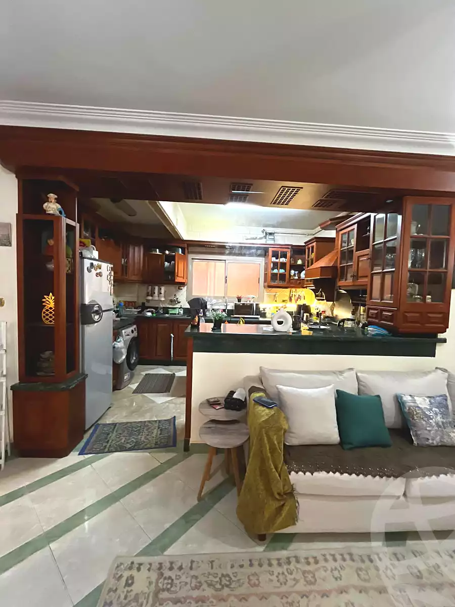 https://aqarmap.com.eg/ar/listing/7199048-for-sale-cairo-6th-of-october-el-ahyaa-neighborhood-1st-third-neighborhood