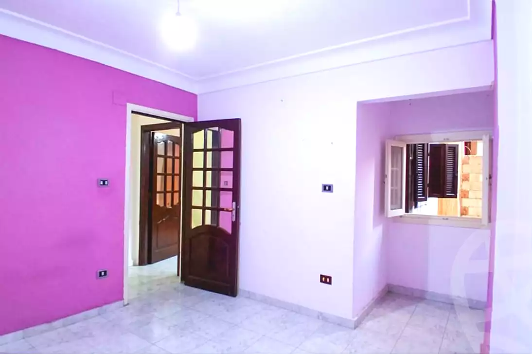 https://aqarmap.com.eg/ar/listing/7199360-for-sale-alexandria-sydy-bshr-sydy-bshr-bhry-ali-hipa-st