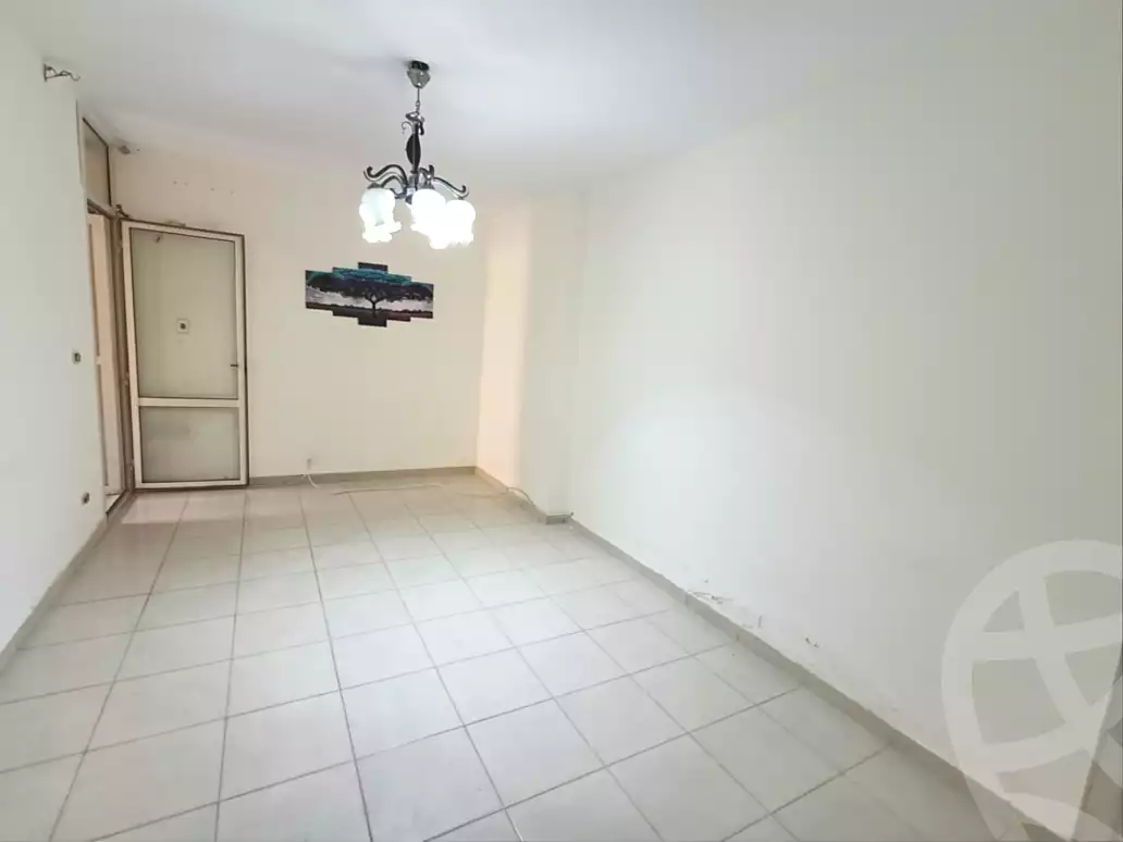 https://aqarmap.com.eg/ar/listing/7199373-for-sale-alexandria-camp-cesar-port-said-street