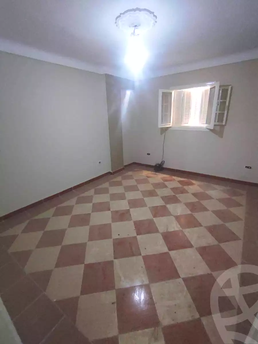 https://aqarmap.com.eg/ar/listing/7199574-for-sale-alexandria-el-asafra-l-sfr-qbly-street-30