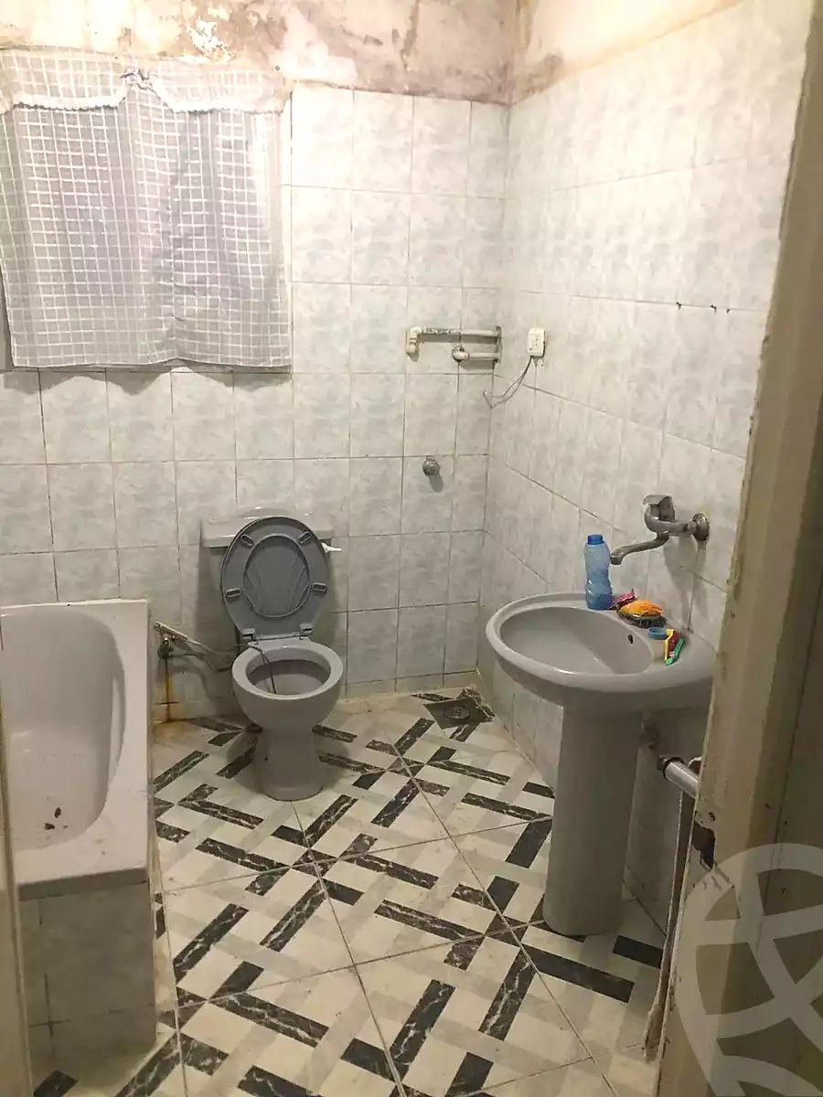 https://aqarmap.com.eg/en/listing/7199685-for-sale-alexandria-al-agamy-el-hanouvel-el-warsha-st