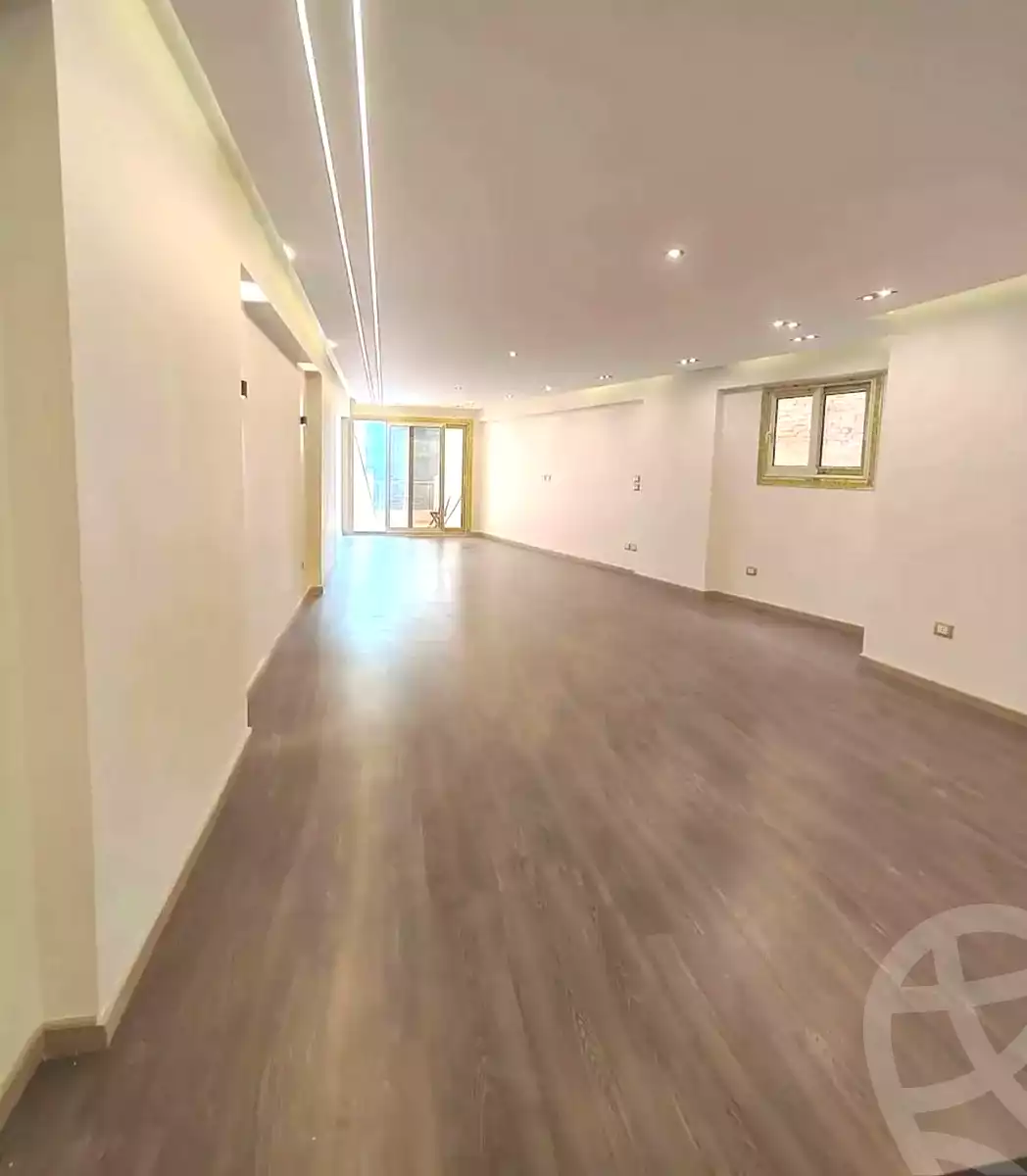 https://aqarmap.com.eg/en/listing/7200274-for-sale-alexandria-sydy-bshr-sydy-bshr-bhry-shr-mhmwd-l-yswy