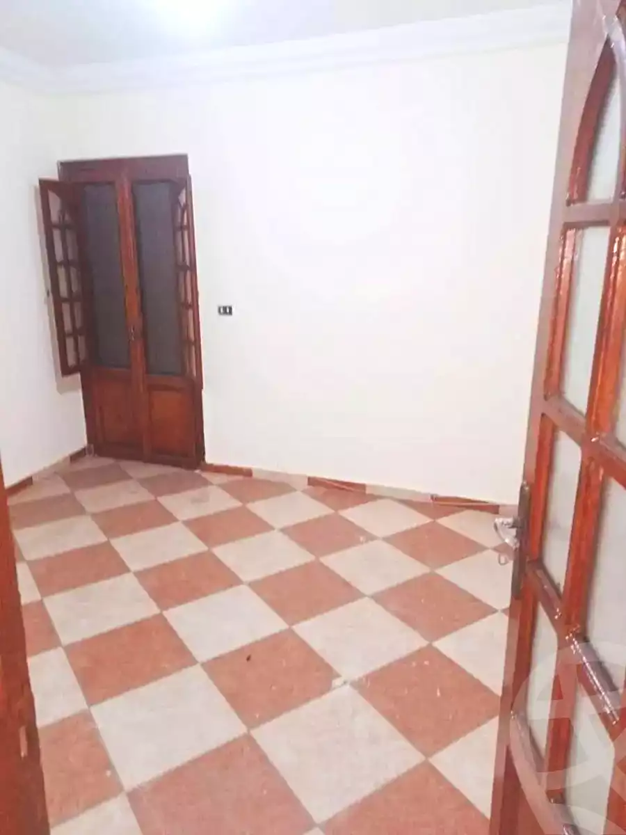 https://aqarmap.com.eg/en/listing/7200339-for-rent-alexandria-moharram-bey