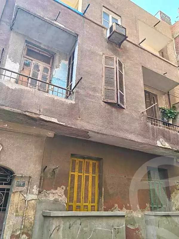 https://aqarmap.com.eg/ar/listing/7200407-for-sale-cairo-shoubra-jzyr-bdrn-latif-iskandar-st