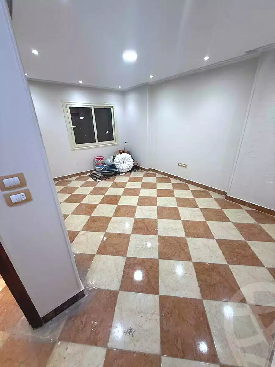 https://aqarmap.com.eg/ar/listing/7200581-for-sale-cairo-helwan-helwan-el-sharkeya-latif-basha-st