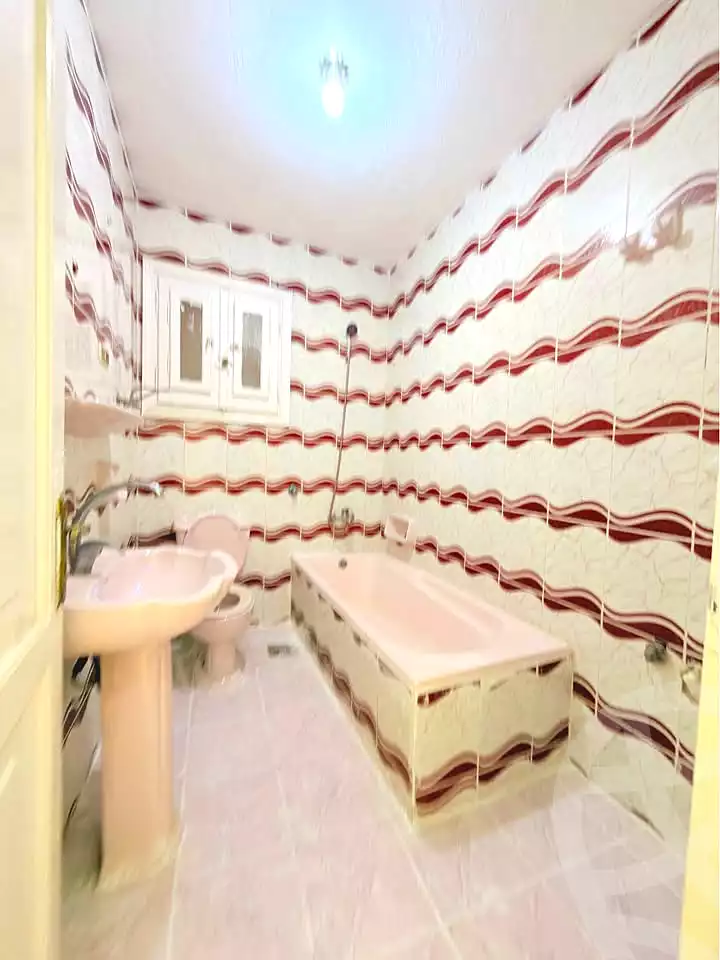 https://aqarmap.com.eg/ar/listing/7200968-for-sale-alexandria-al-agamy-shataa-el-nakheel