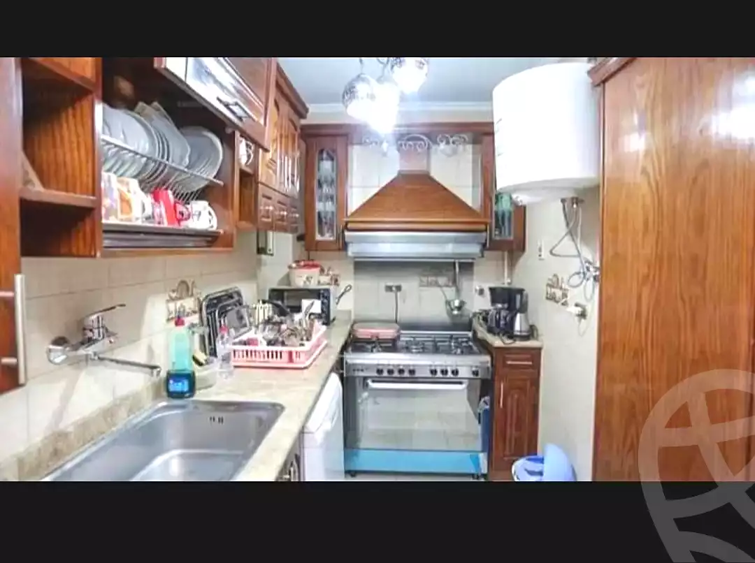 https://aqarmap.com.eg/ar/listing/7201158-for-sale-alexandria-sydy-bshr-sydy-bshr-bhry-gamal-abd-el-nasir-st