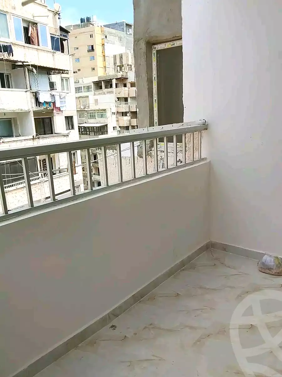 https://aqarmap.com.eg/en/listing/7201454-for-sale-alexandria-el-asafra-shr-jml-bd-lnsr