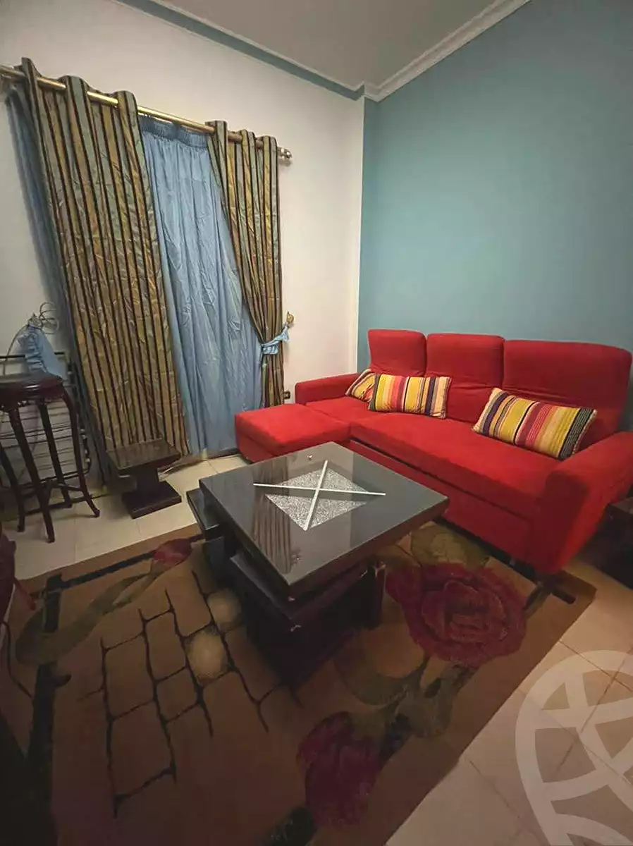 https://aqarmap.com.eg/en/listing/7201603-for-sale-cairo-el-sheikh-zayed-city-el-hay-el-rabeaa-al-mostakbal-st