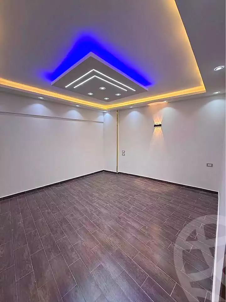 https://aqarmap.com.eg/en/listing/7202059-for-sale-alexandria-miami-el-sayed-radwan-st