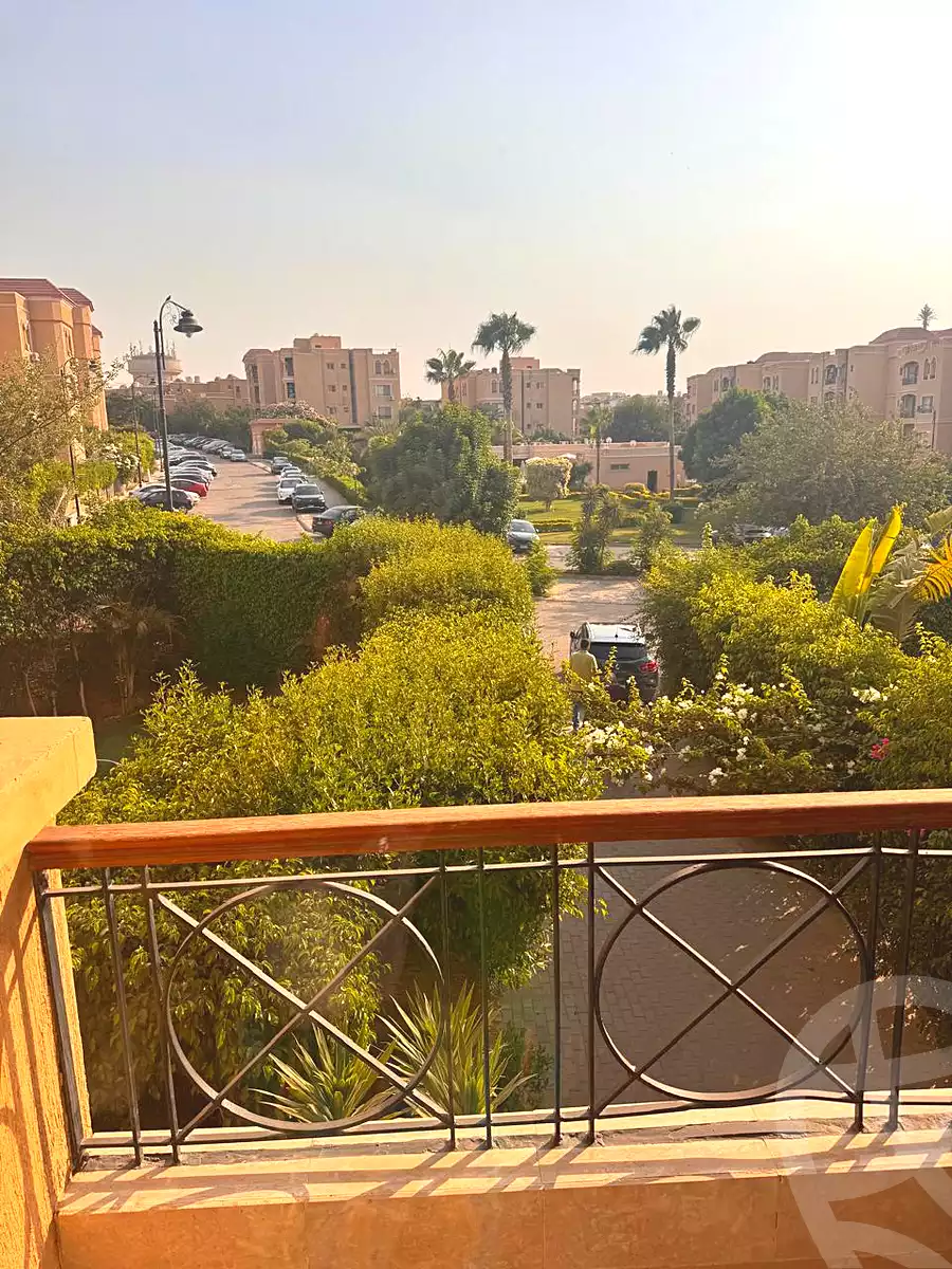 https://aqarmap.com.eg/en/listing/7202074-for-sale-cairo-new-cairo-compounds-mena-residence