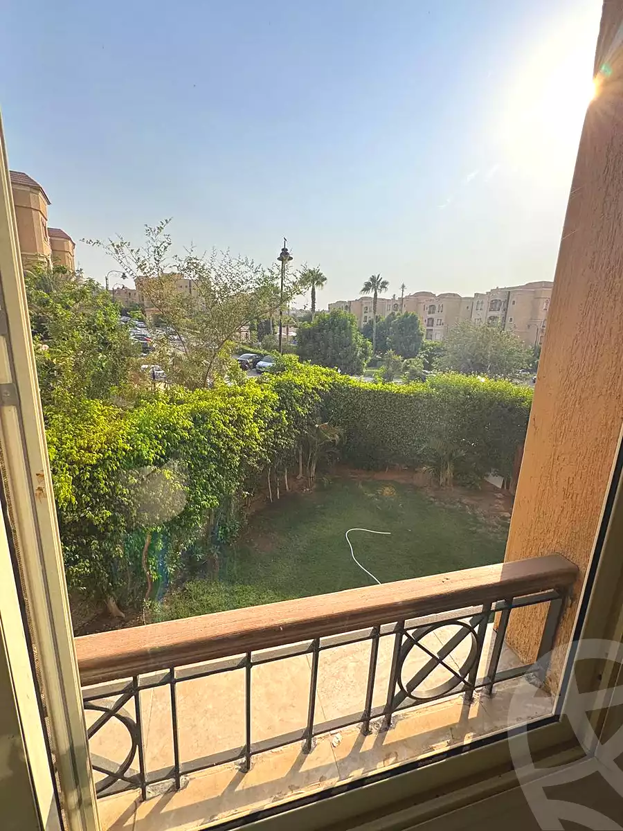 https://aqarmap.com.eg/en/listing/7202074-for-sale-cairo-new-cairo-compounds-mena-residence
