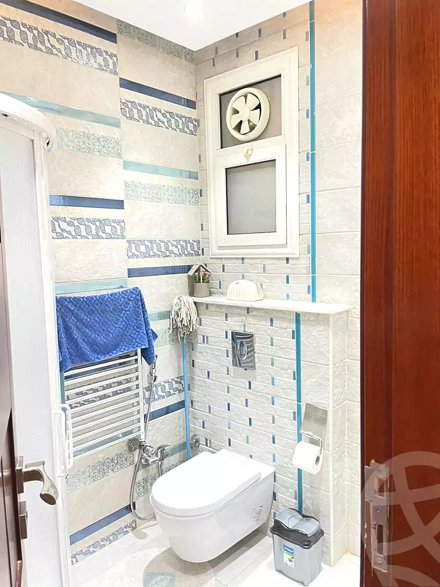 https://aqarmap.com.eg/ar/listing/7202160-for-sale-cairo-new-cairo-compounds-eastown-eastown-parks